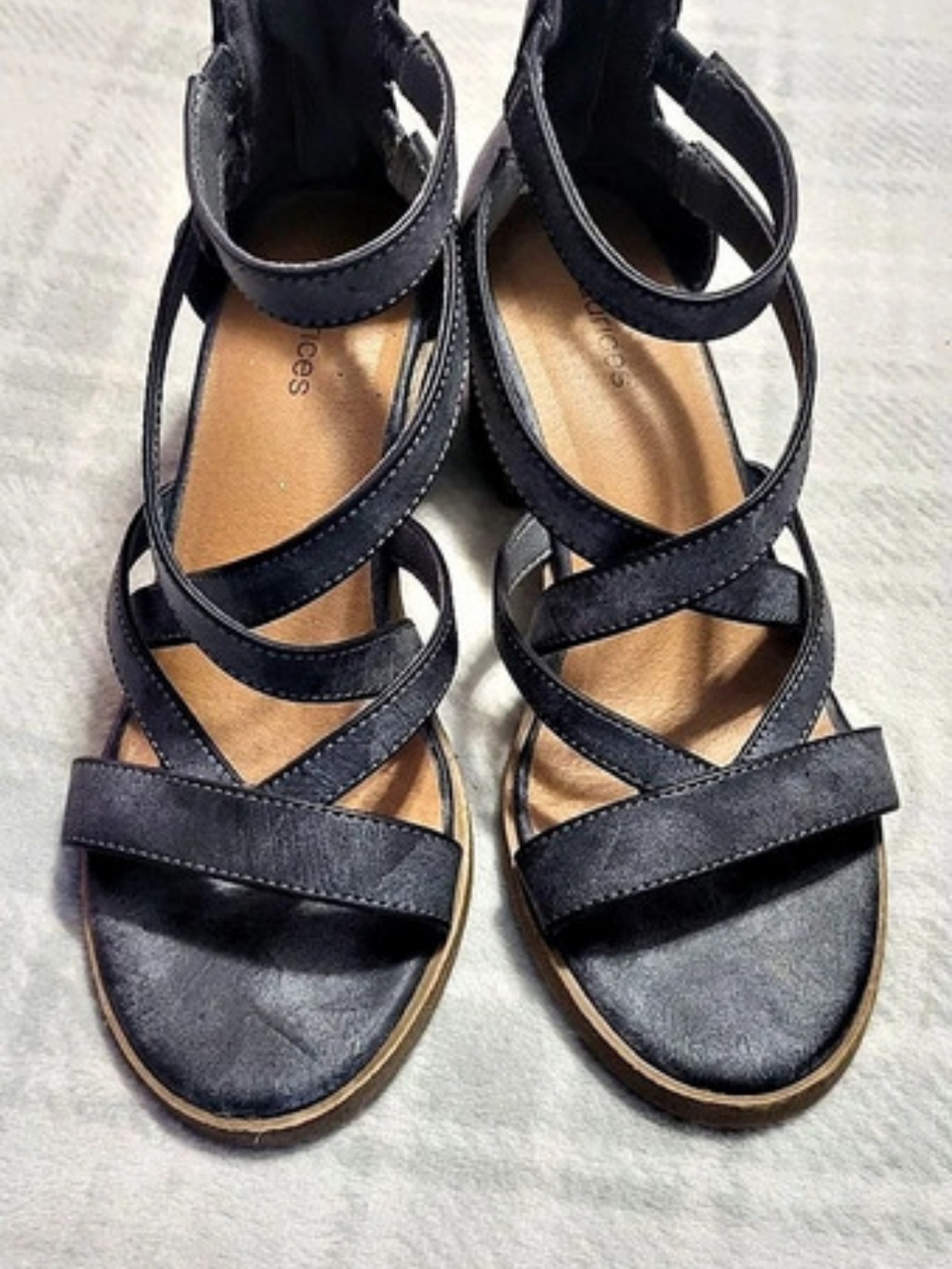 Strappy Charcoal Gray/Black Gladiator With Heel Sandals Size 7